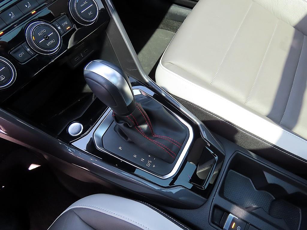 Volkswagen T-Roc - Vista 10