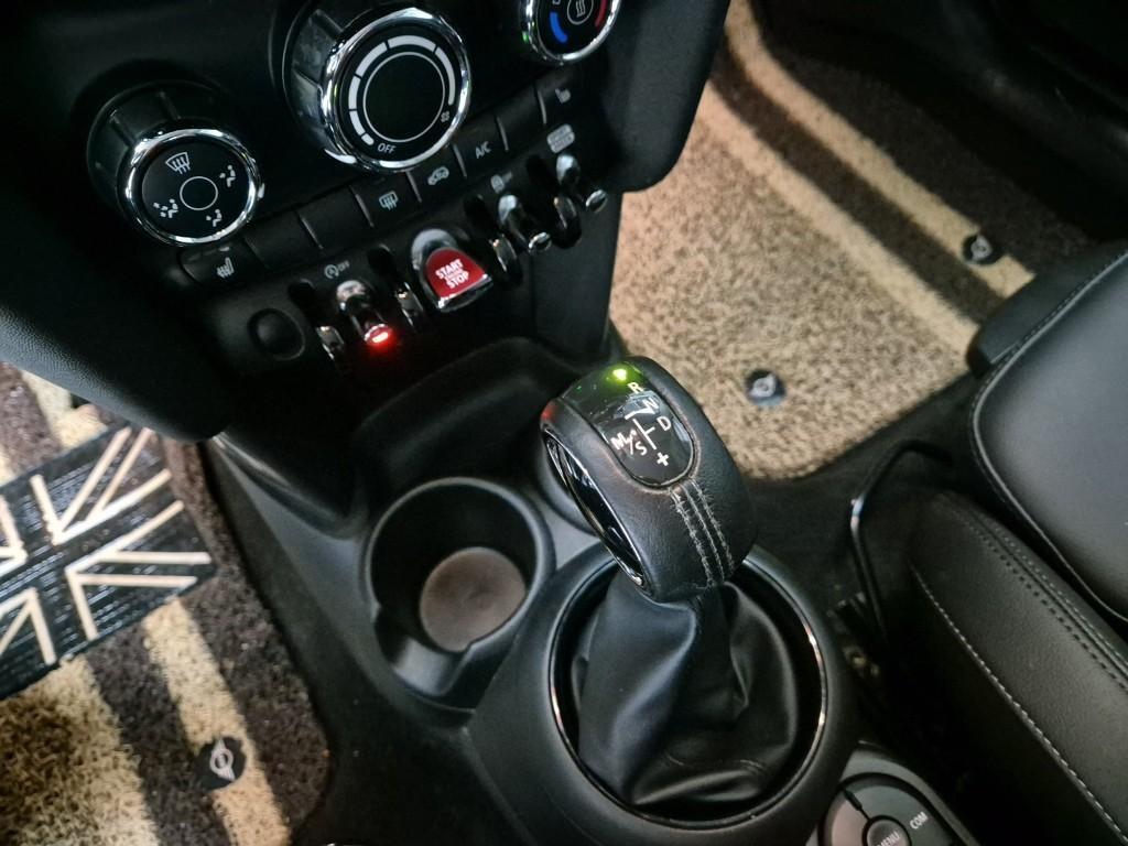 Mini Cooper 2019 Negro - Importación desde Corea - HF Imports Iquique - Foto 17