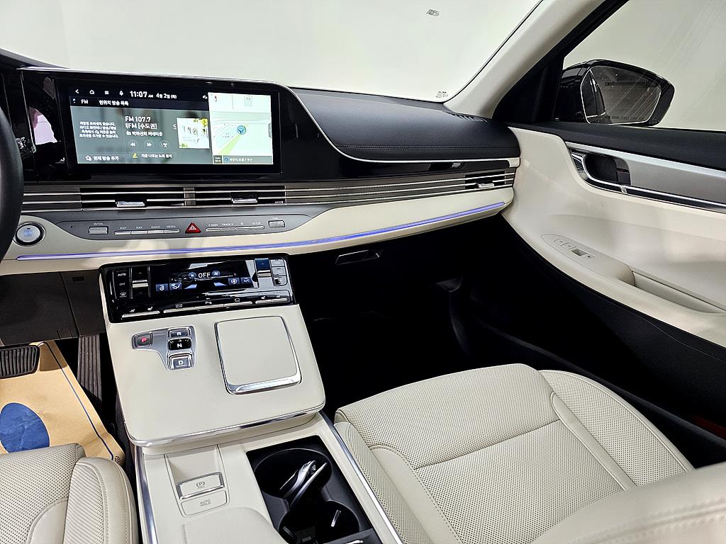 HYUNDAI Grandeur - Vista 10