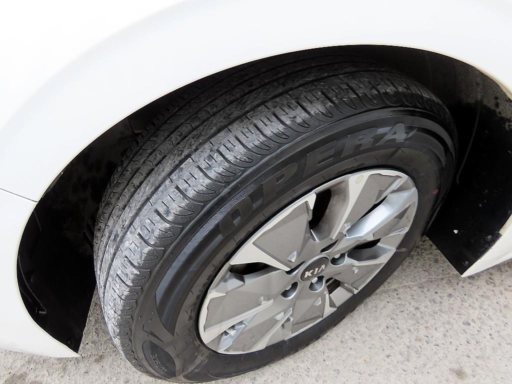 KIA K5 2020 Blanco - Importación desde Corea - HF Imports Iquique - Foto 20