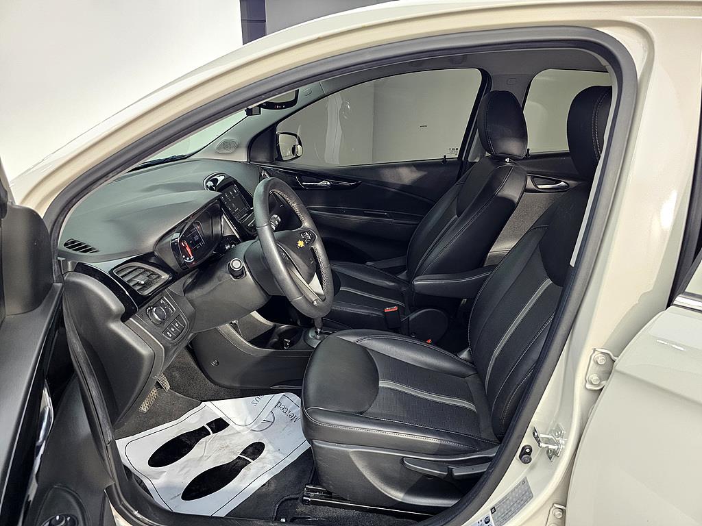 Chevrolet Spark - Vista 8