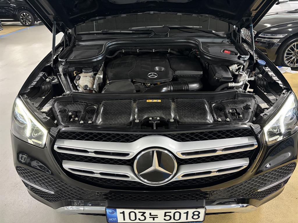 Mercedes Benz GLE Class - Vista 10