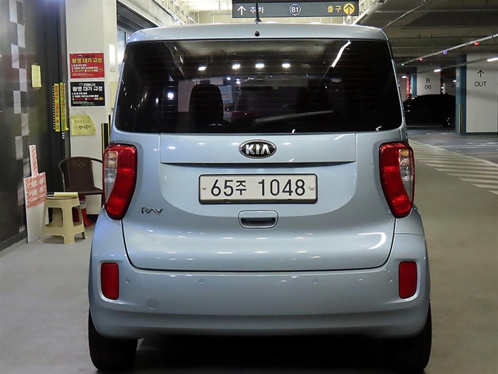 KIA Ray - Vista 5