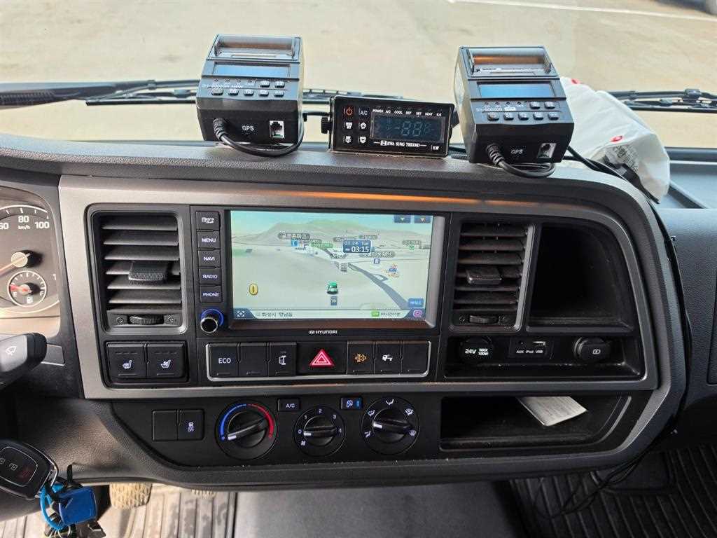 medium and large cargo truck - Vista 12