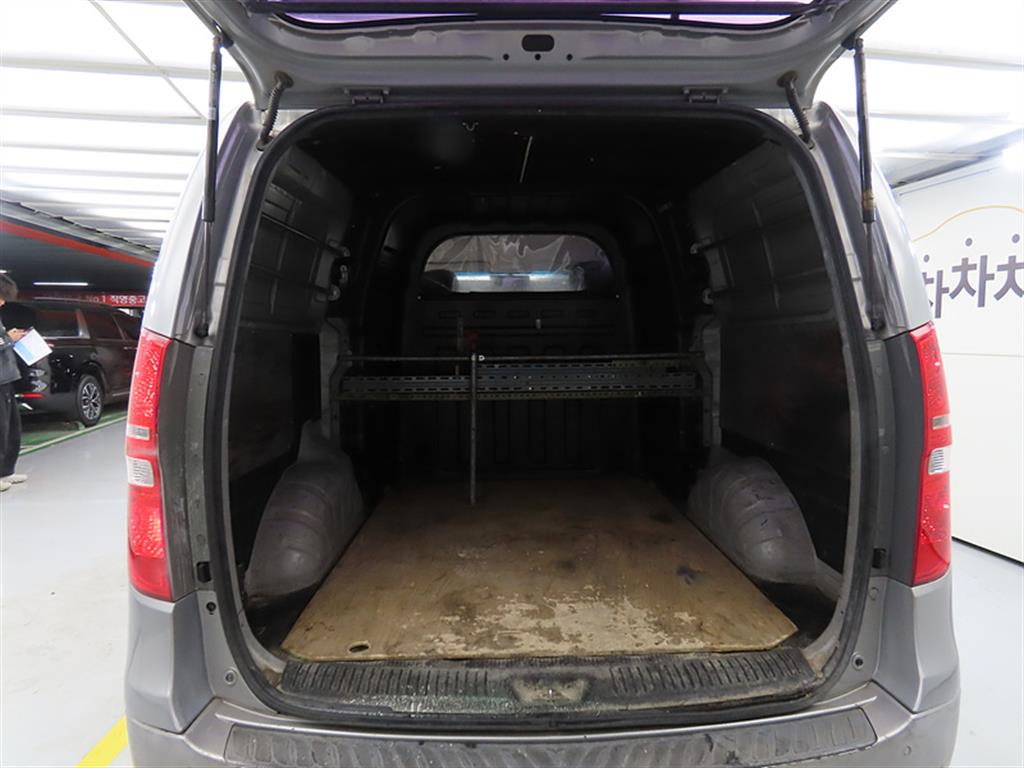 HYUNDAI Starex 2015 Plateado - Importación desde Corea - HF Imports Iquique - Foto 15