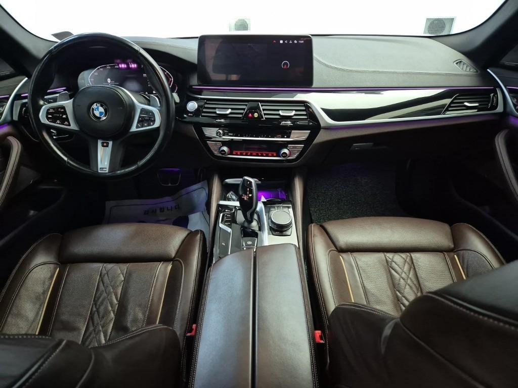 BMW 5 Series - Vista 7