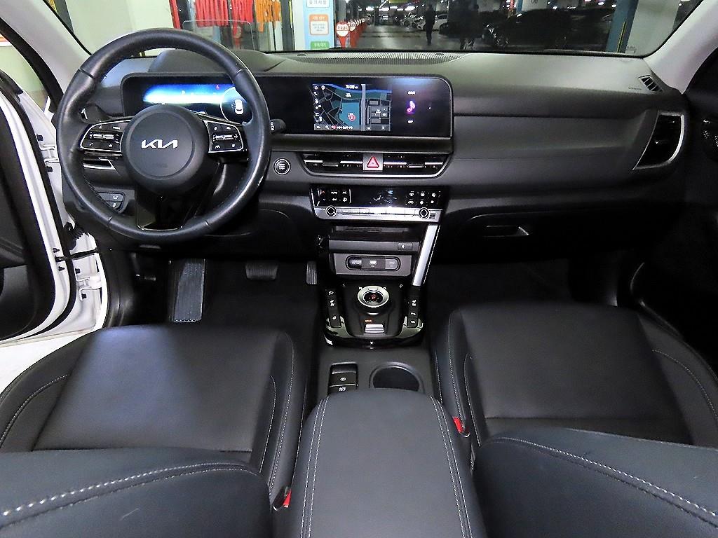 KIA Seltos - Vista 10