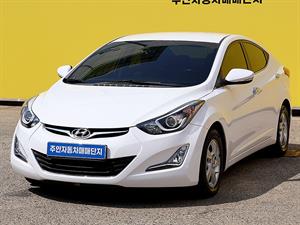 HYUNDAI Avante - Vista 4