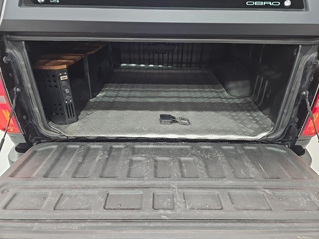 Chevrolet ?Colorado 2021 Negro - Importación desde Corea - HF Imports Iquique - Foto 17