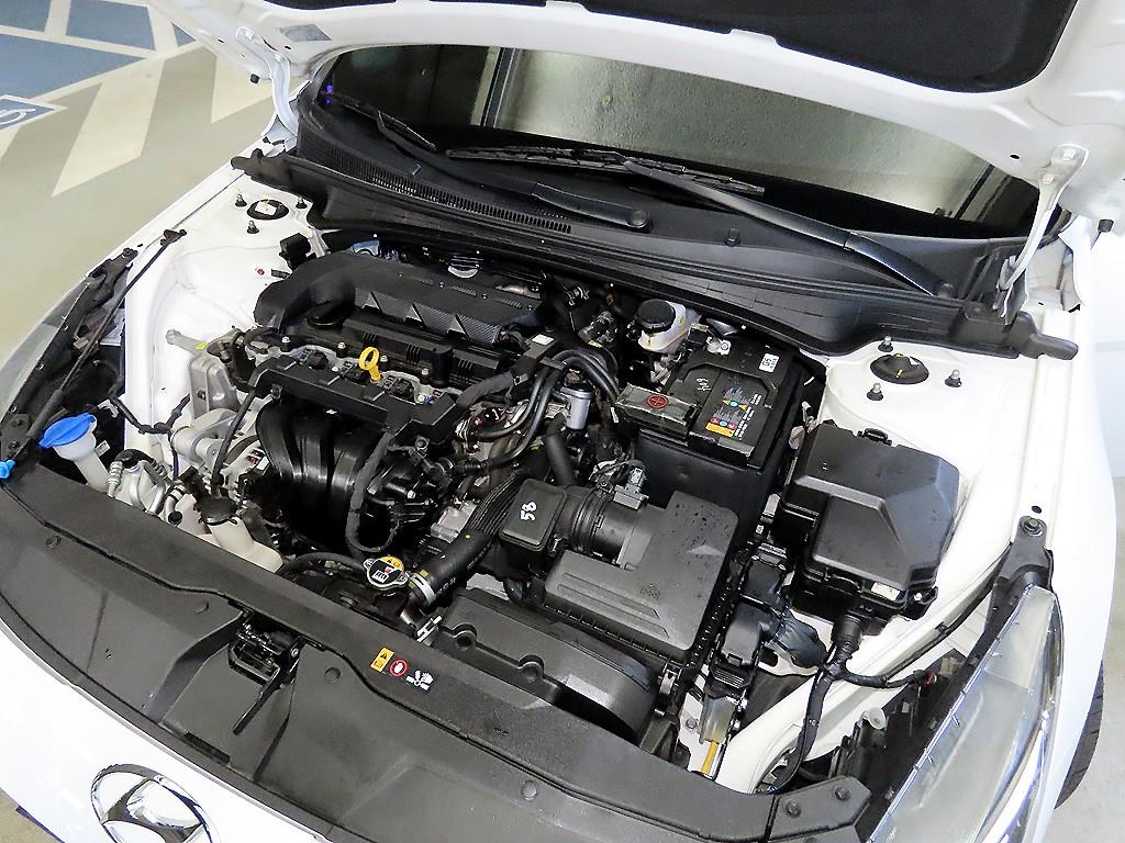 HYUNDAI Avante 2023 Blanco - Importación desde Corea - HF Imports Iquique - Foto 19