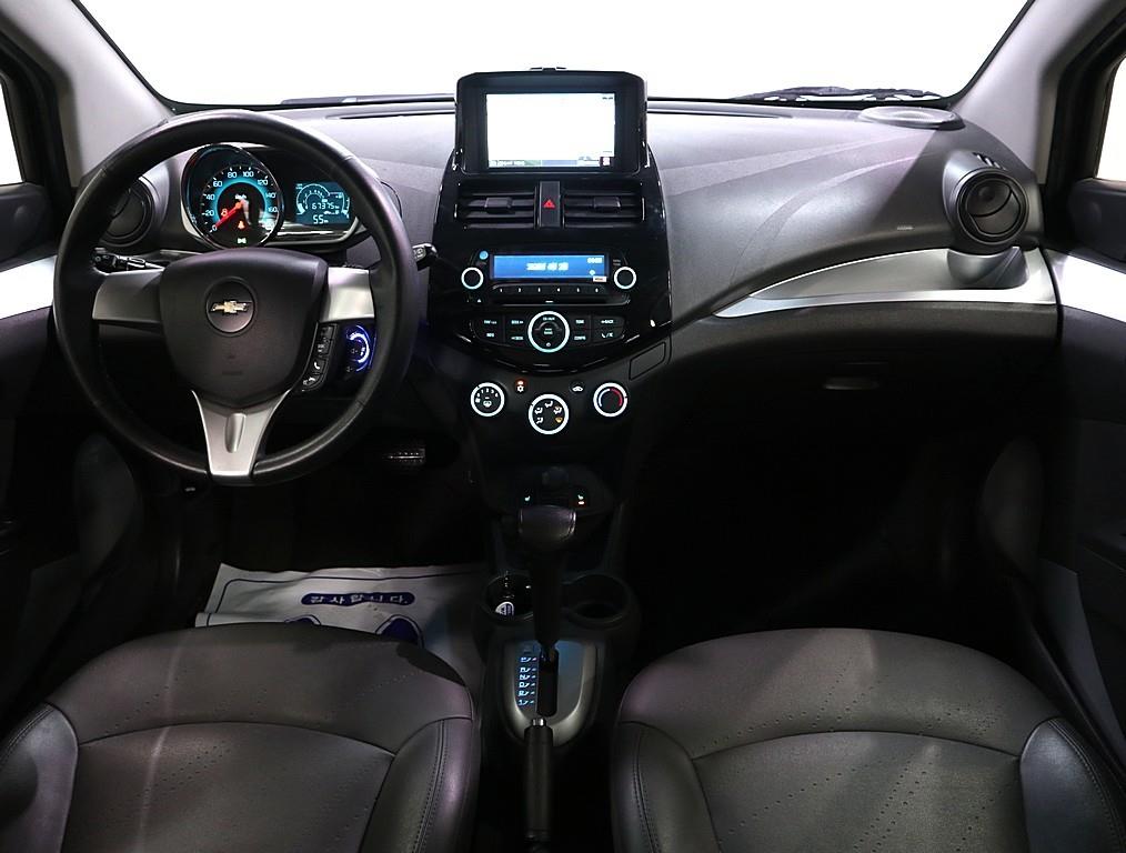 Chevrolet Spark - Vista 5