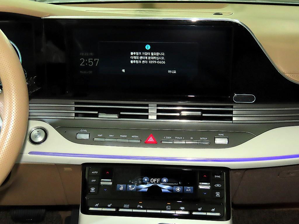 HYUNDAI Grandeur - Vista 11