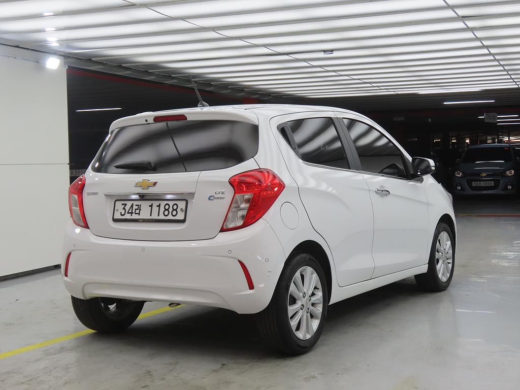 Chevrolet Spark - Vista 4