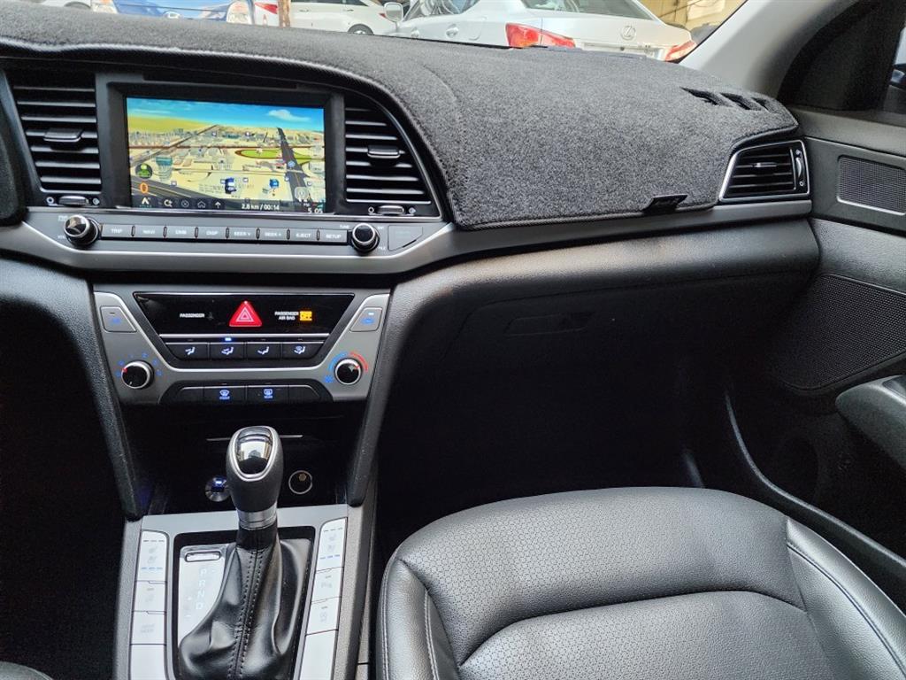 HYUNDAI Avante 2016 Blanco - Importación desde Corea - HF Imports Iquique - Foto 14