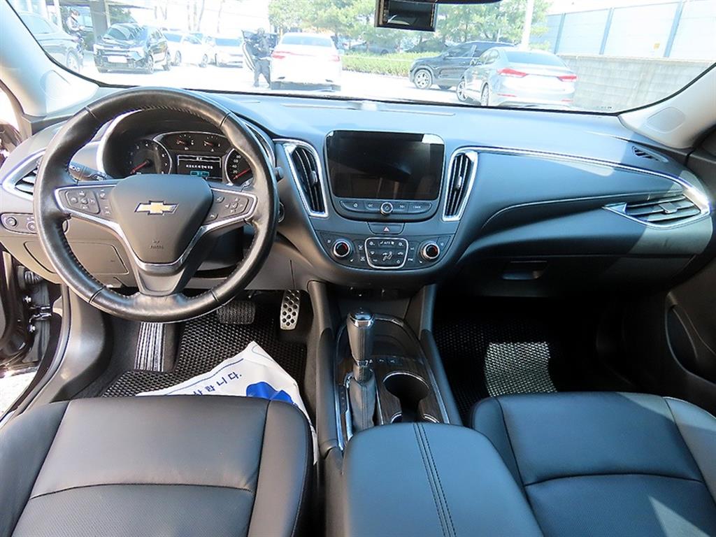 Chevrolet Malibu - Vista 7