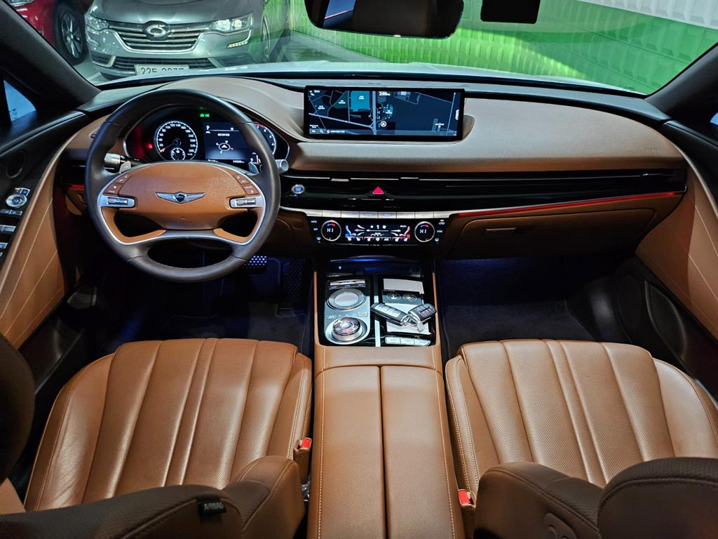 Genesis G80 - Vista 8