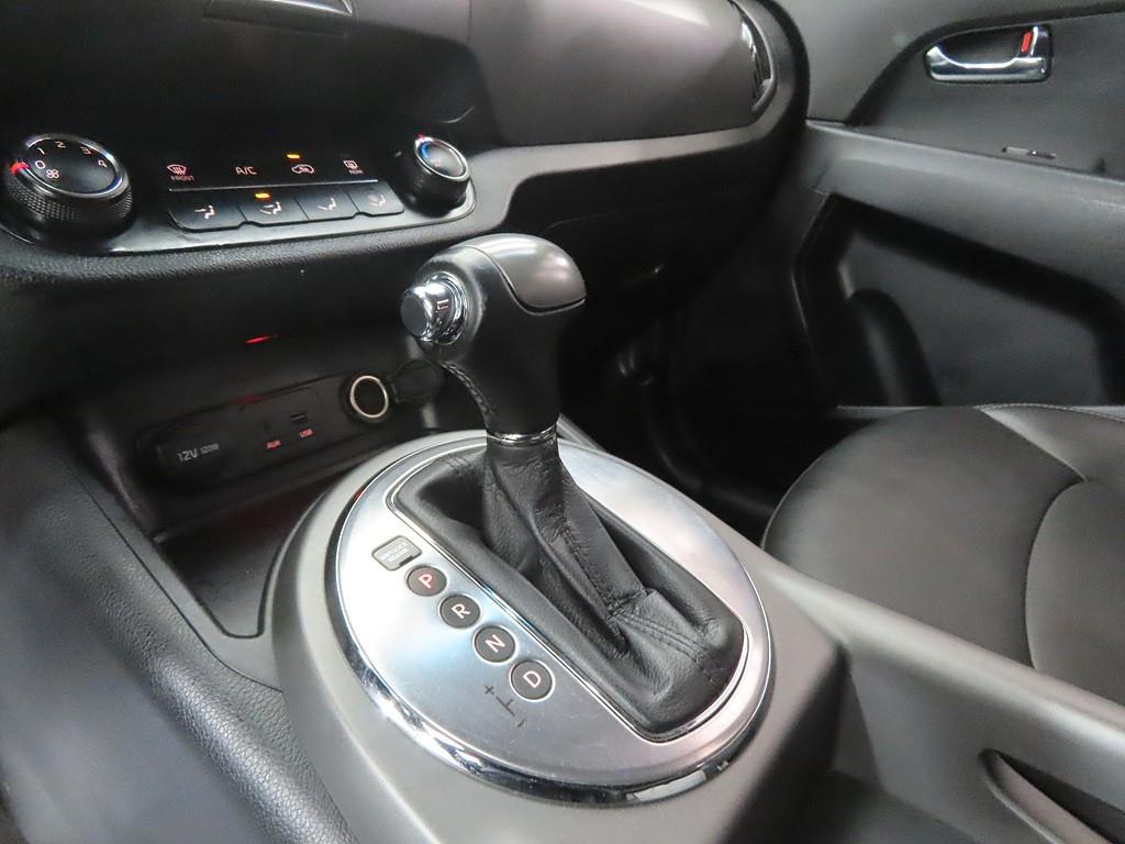 KIA Sportage - Vista 11