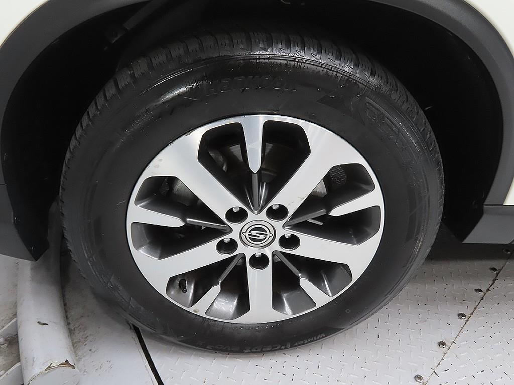 Ssangyong Rexton - Vista 9