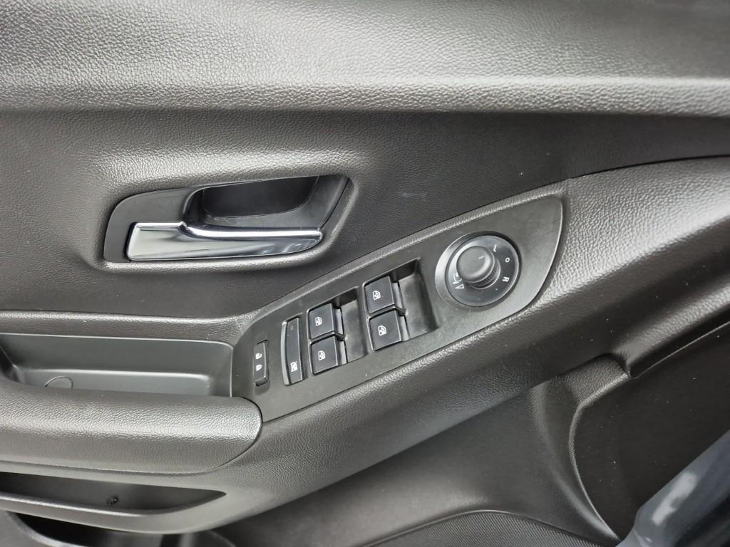 Chevrolet Trax 2019 Gris - Importación desde Corea - HF Imports Iquique - Foto 16