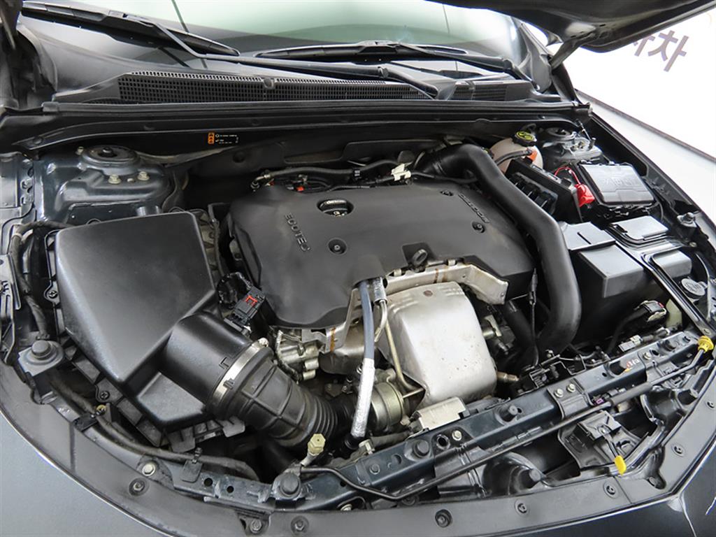 Chevrolet Malibu 2017 Gris - Importación desde Corea - HF Imports Iquique - Foto 19