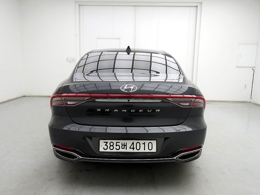 HYUNDAI Grandeur - Vista 3