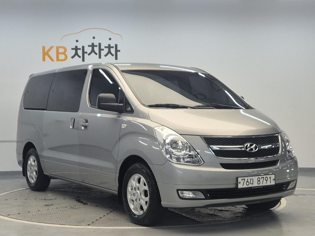 HYUNDAI Starex 2014 Plateado - Importación desde Corea - HF Imports Iquique - Foto 1