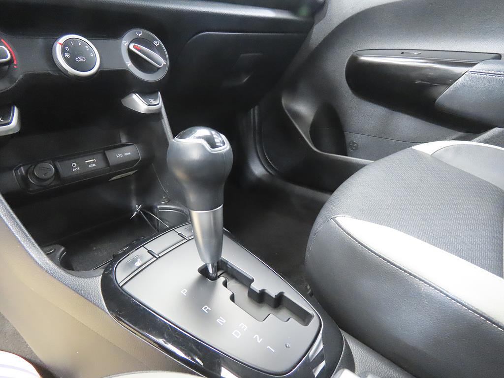 KIA Morning - Vista 11