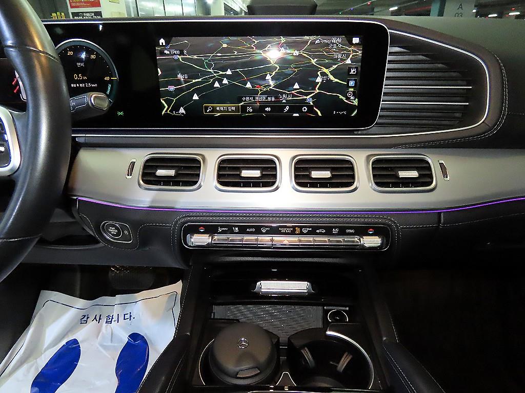 Mercedes Benz GLE Class - Vista 11