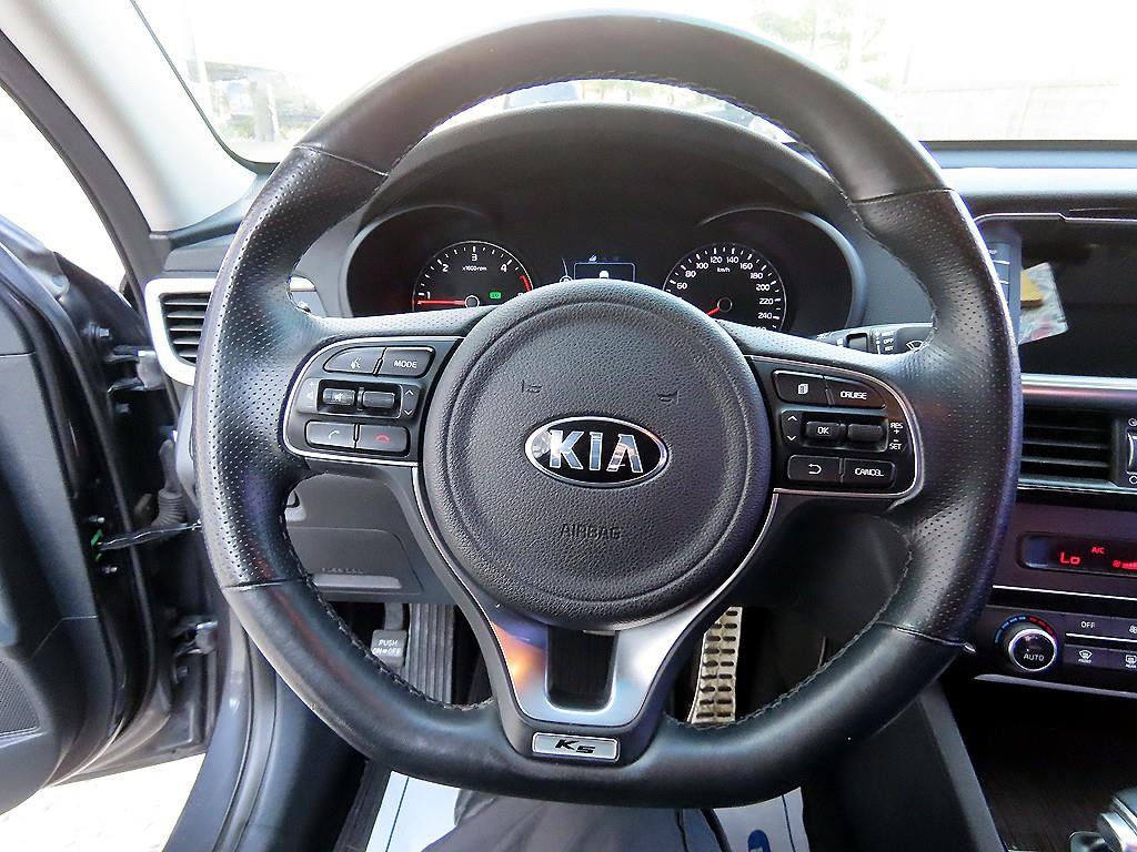 KIA K5 - Vista 8