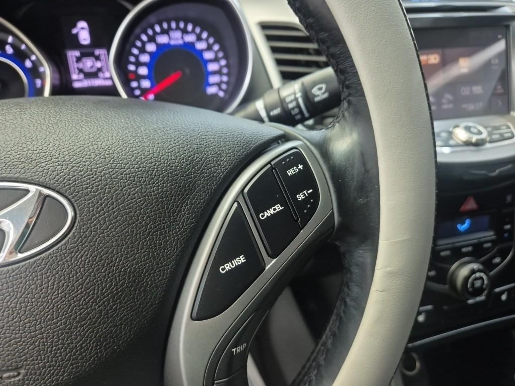 HYUNDAI Avante 2014 Blanco - Importación desde Corea - HF Imports Iquique - Foto 15