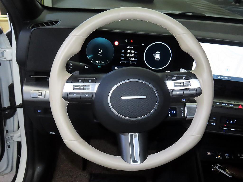 HYUNDAI Kona - Vista 8