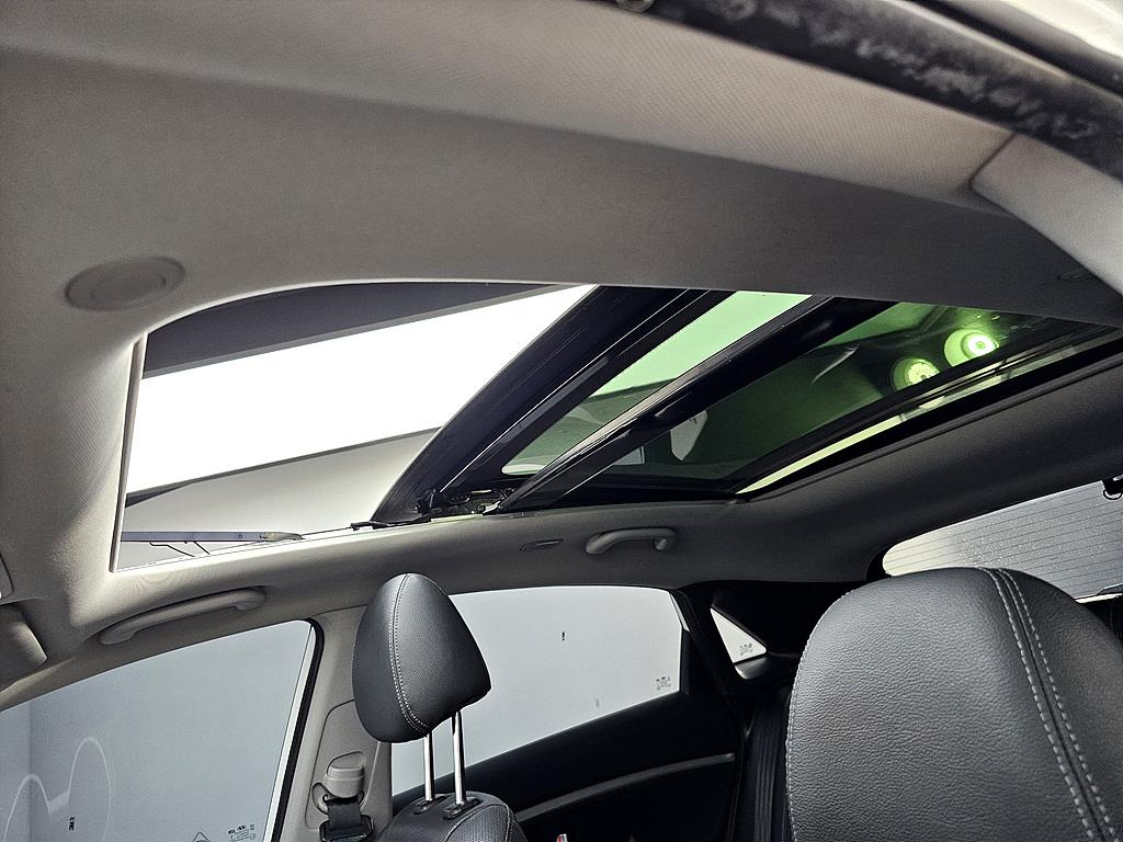 HYUNDAI i30 - Vista 12