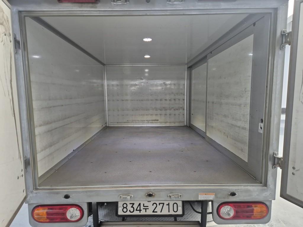 Small Truck Normal Box(Low Deck) 2022 Blanco - Importación desde Corea - HF Imports Iquique - Foto 14