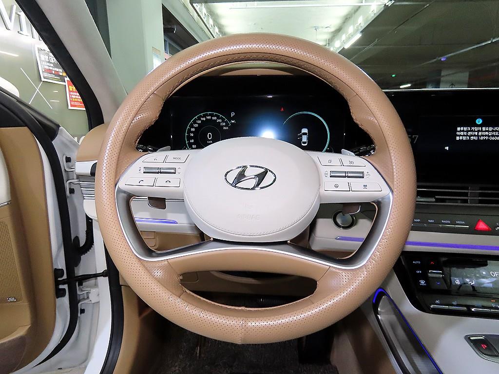 HYUNDAI Grandeur - Vista 8