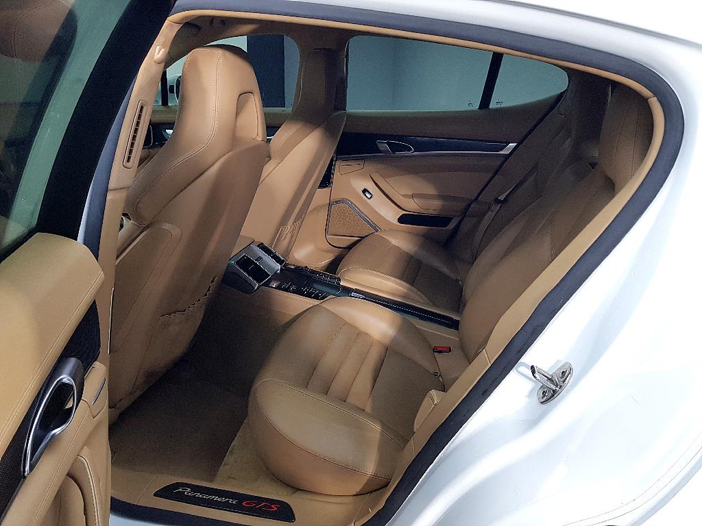 Porsche Panamera - Vista 9
