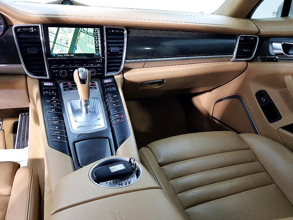 Porsche Panamera - Vista 10