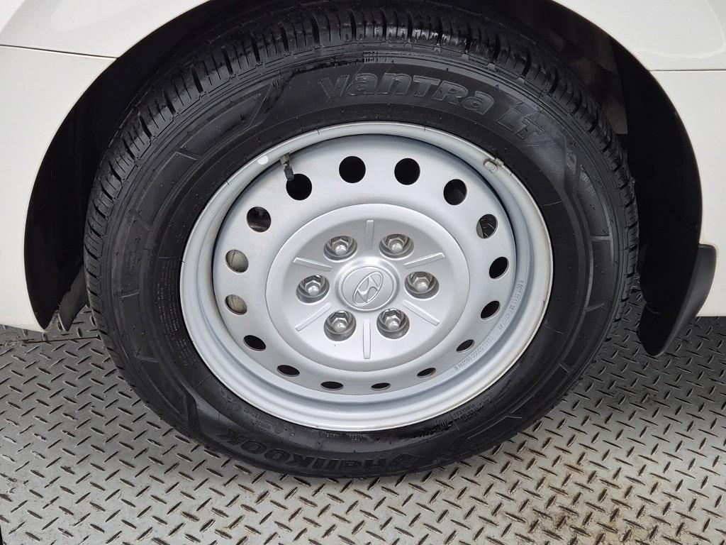 HYUNDAI Staria 2023 Blanco - Importación desde Corea - HF Imports Iquique - Foto 18