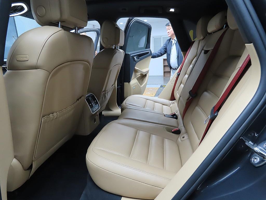 Porsche Macan 2017 Gris - Importación desde Corea - HF Imports Iquique - Foto 10