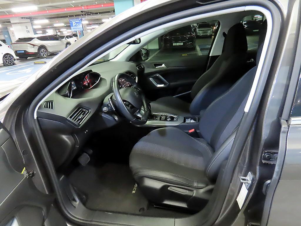 Peugeot 308 - Vista 6