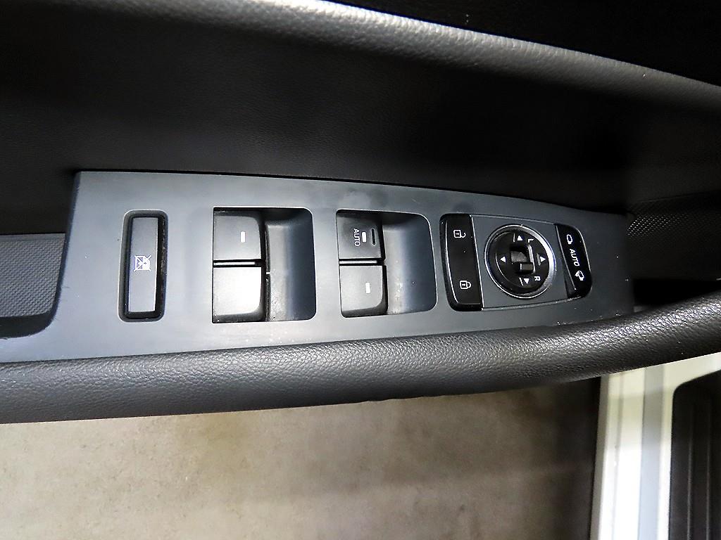 HYUNDAI Sonata 2017 Blanco - Importación desde Corea - HF Imports Iquique - Foto 15