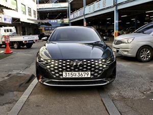 HYUNDAI Grandeur - Vista 2