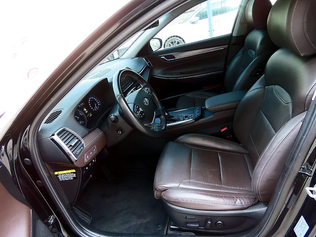 HYUNDAI Grandeur - Vista 5