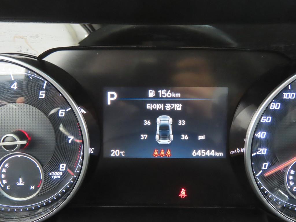 HYUNDAI Grandeur - Vista 9