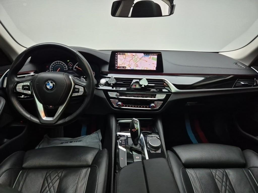 BMW 5 Series - Vista 7