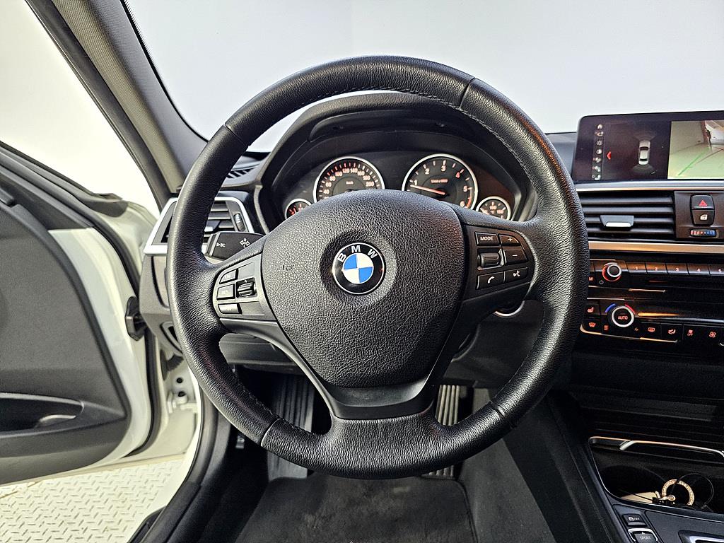 BMW 3 series - Vista 12