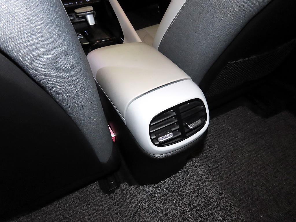 HYUNDAI Avante 2021 Blanco - Importación desde Corea - HF Imports Iquique - Foto 17