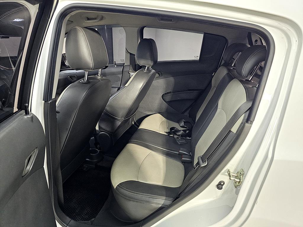 Chevrolet Spark - Vista 9