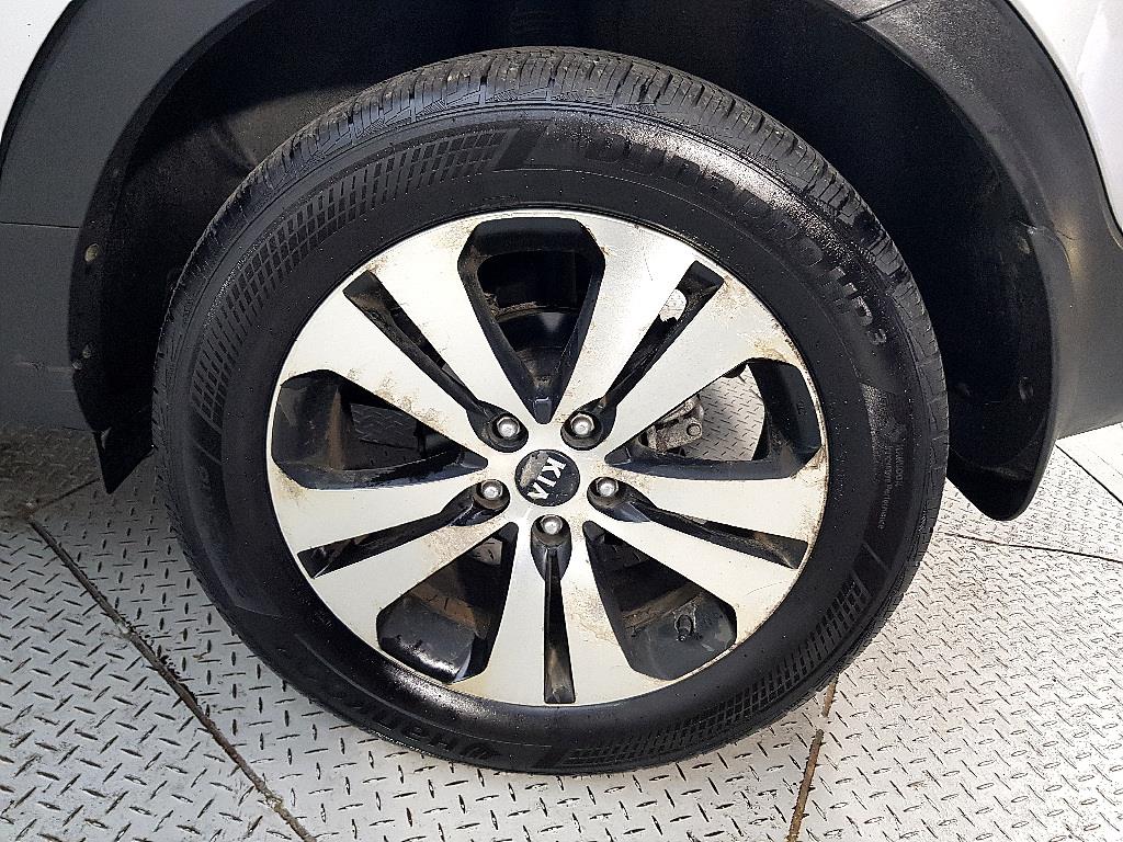 KIA Sportage 2013 Plateado - Importación desde Corea - HF Imports Iquique - Foto 20