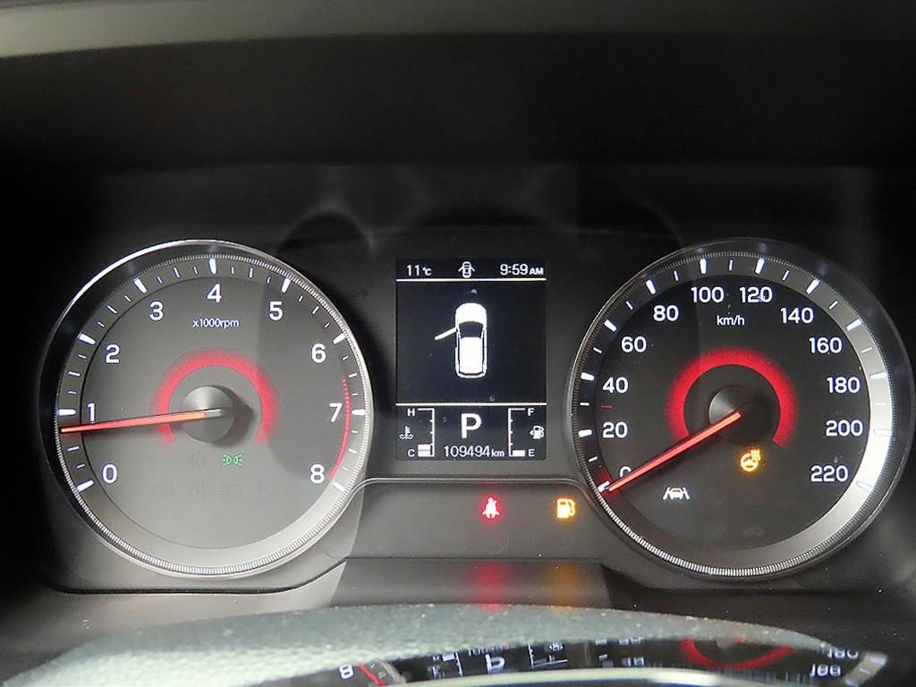 Ssangyong Tivoli - Vista 8