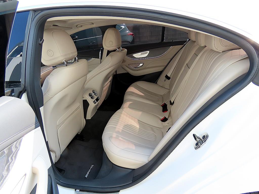 Mercedes Benz CLS Class - Vista 6